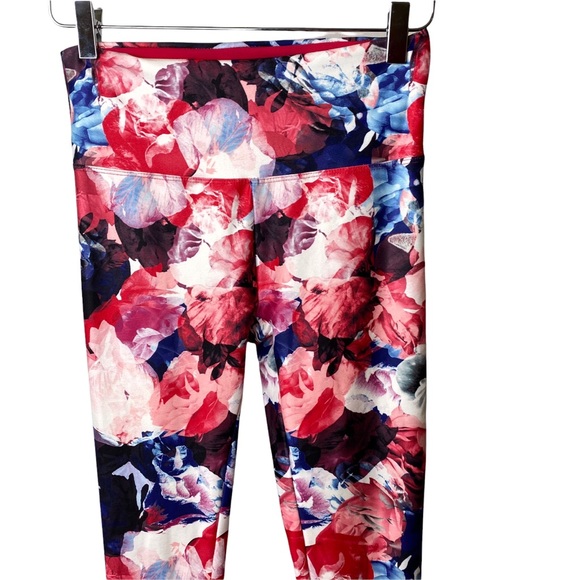 Bally Total Fitness Pink Red Floral 7/8 Compression Leggings Small - Picture 3 of 9